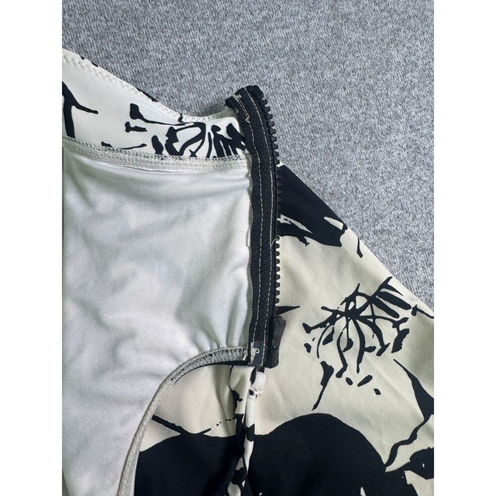 O’Neill Women’s Floral Surf Suit One Piece Swimsuit L Black White Long Sleeve - Picture 6 of 12